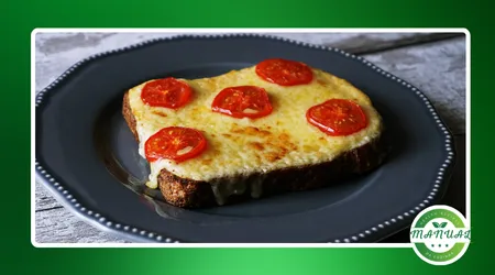 Pizza no pão de forma pronta em minutos