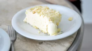 Conheça a receita de bolo gelado fácil de fazer