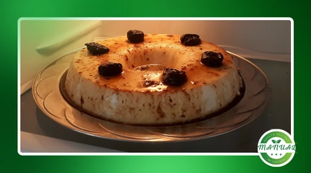 manjar branco com calda de ameixa
