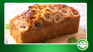 Bolo de banana caramelada que desenforma perfeitamente
