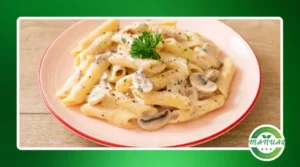 Massa penne ao molho de quatro queijos cremosos