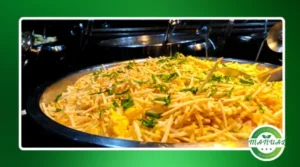 Arroz biro-biro com batata palha