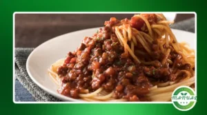 Spaghetti com lentilhas e molho de tomate rústico para jantar aconchegante