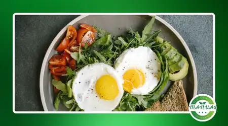 Panela de legumes com ovos pochê