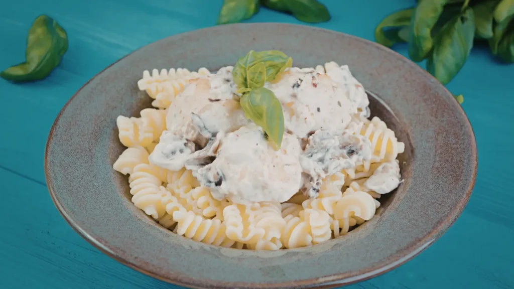 Marry Me Pasta cremosa com pappardelle