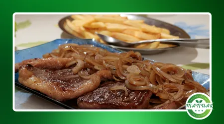 Bife acebolado na air fryer