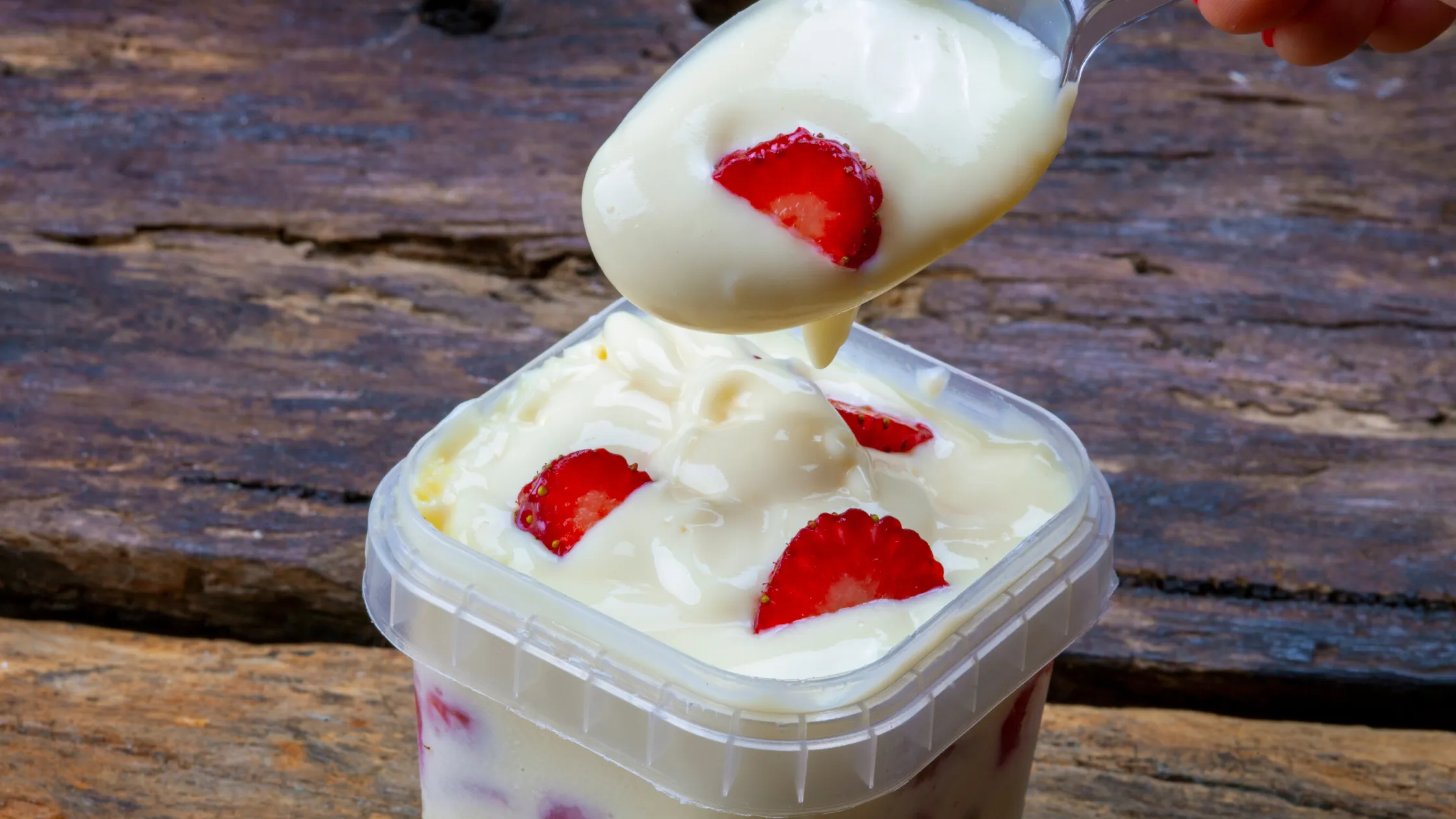 mousse de doce de leite com chantilly e flor de sal 