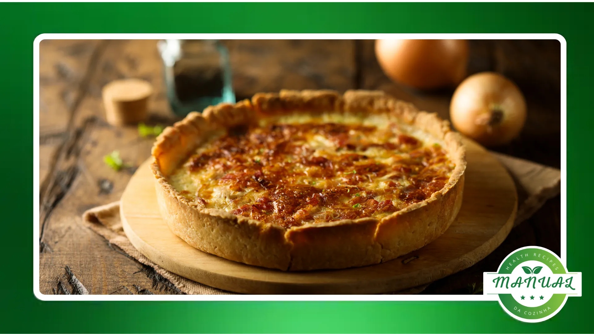 torta de cebola caramelizada com queijo curado